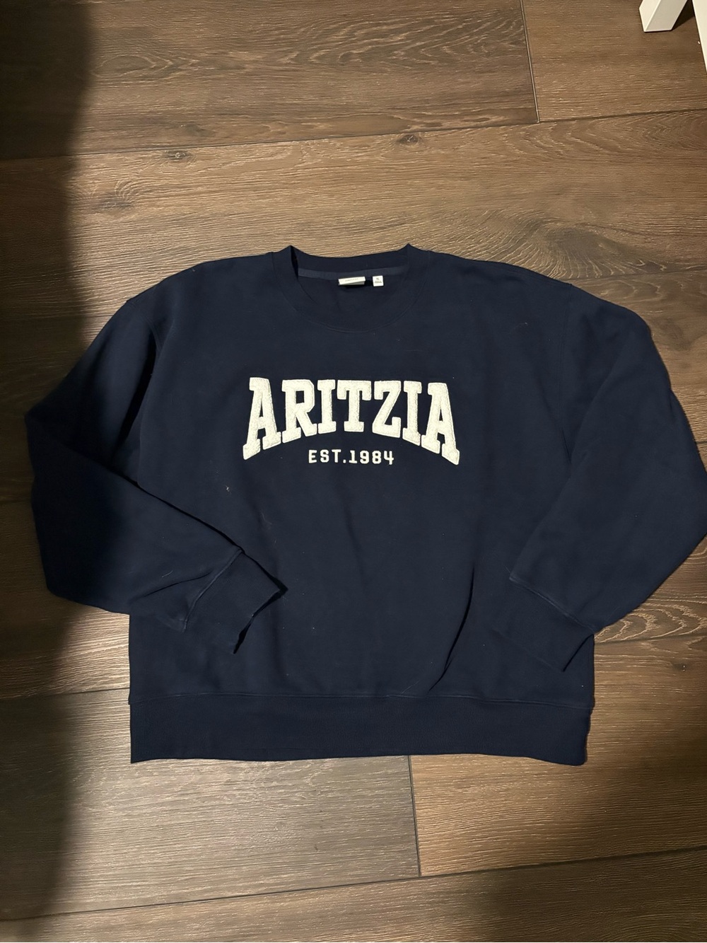 aritzia perfect crew